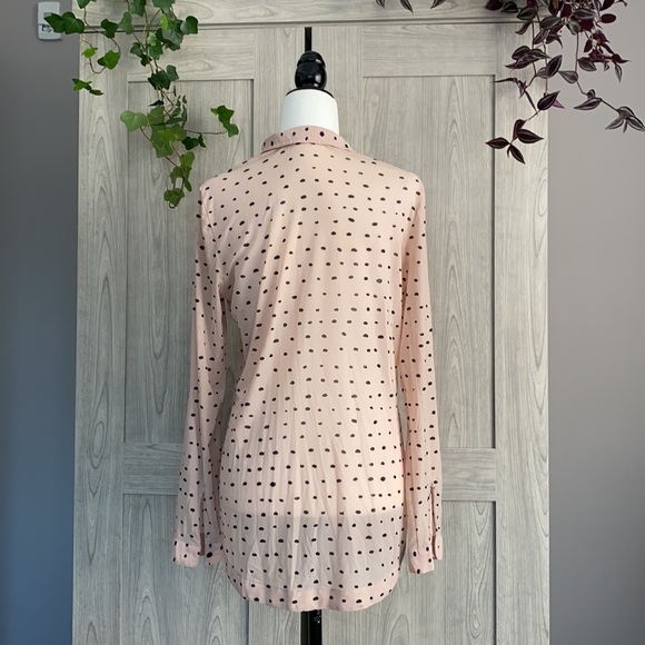 3 for $20 💜 REITMANS Blouse - Picture 2 of 4